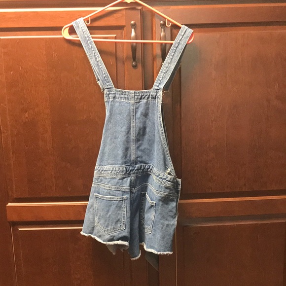 LAST DAY TO BUY Overall shorts - Picture 4 of 4
